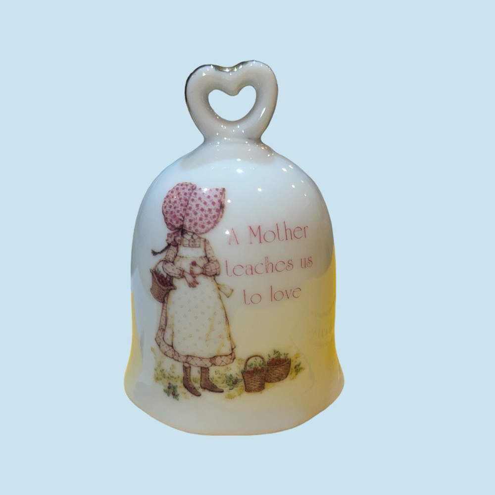 A Mother’s Remembrance Collectable Bell